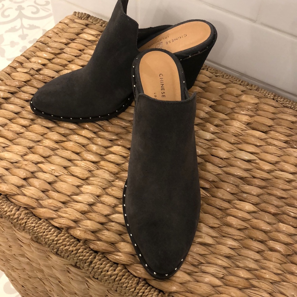 Chinese Laundry mules